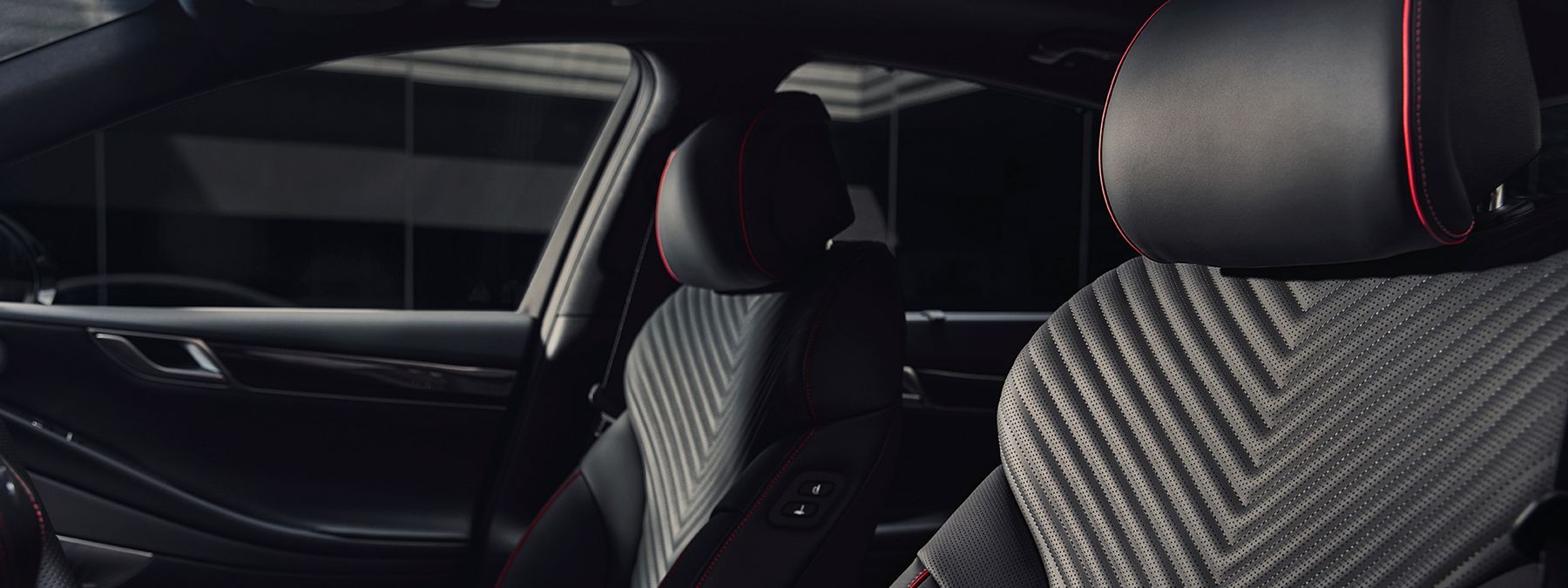 2024 Genesis G80 Seats