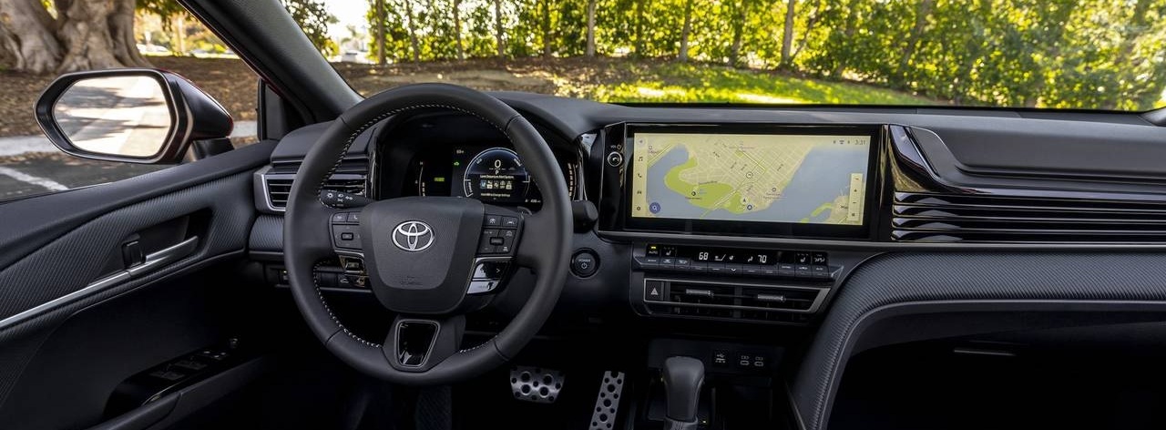 2025 Toyota Camry SE Dashboard