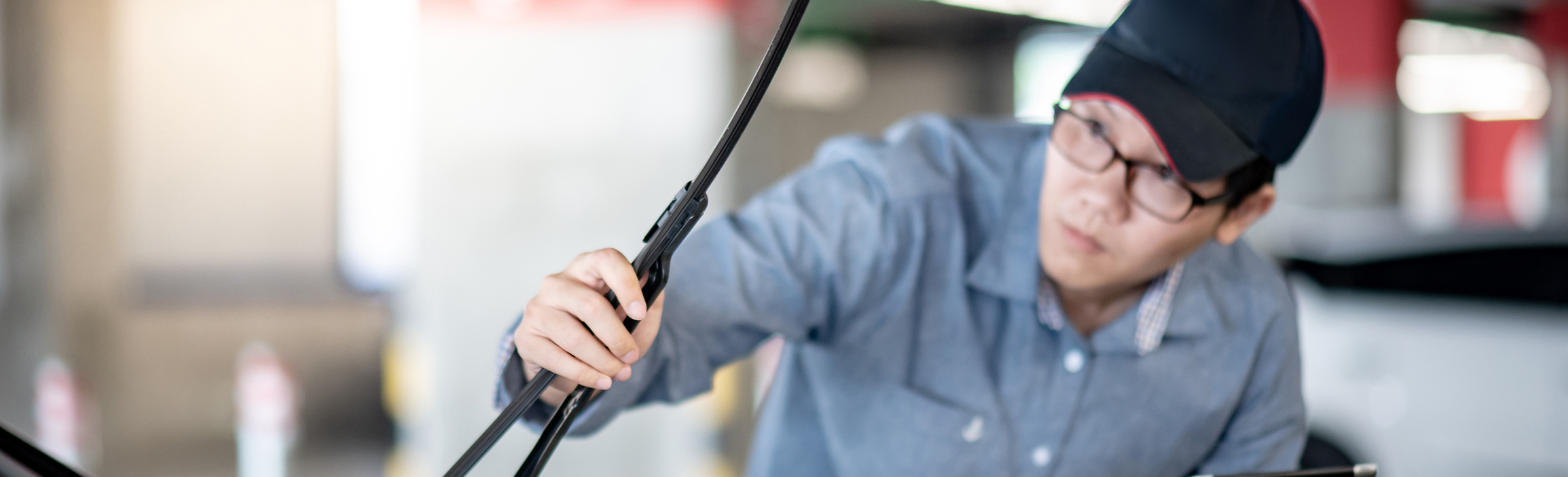 Windshield Wiper Blade Replacement in Rockford, IL