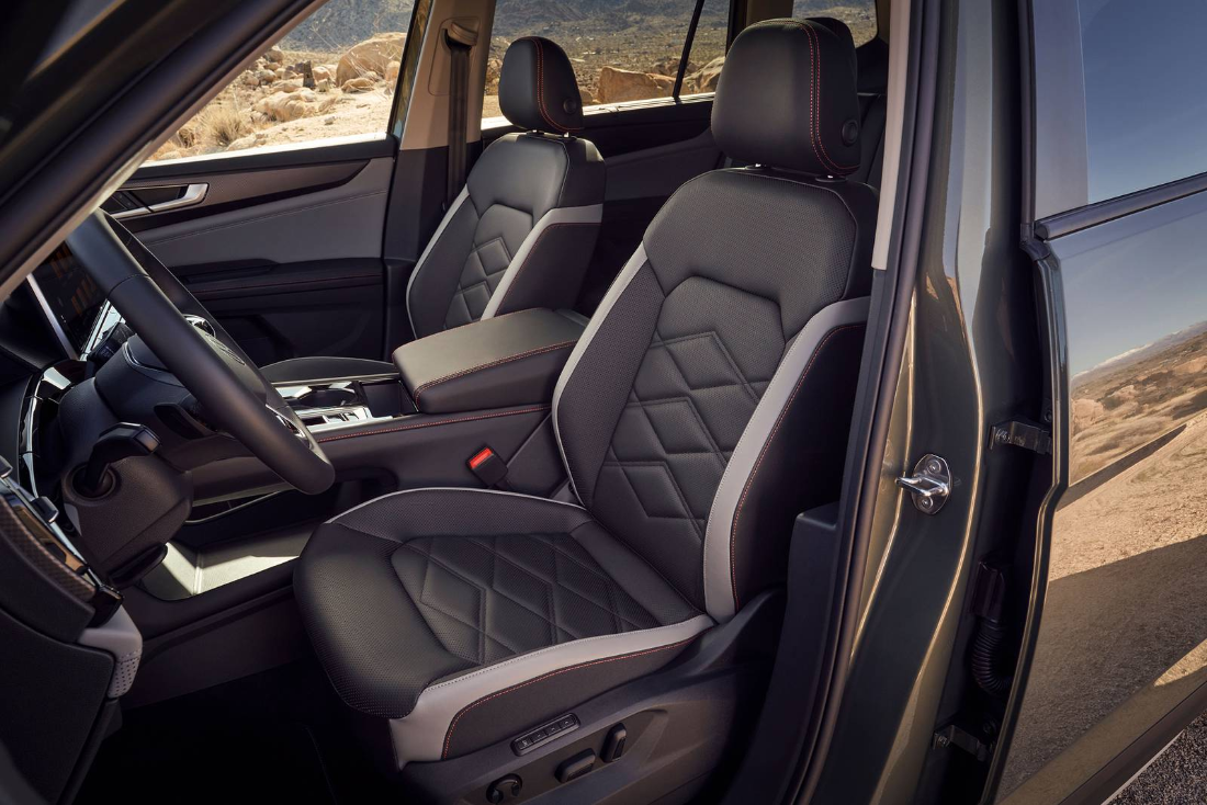 2025 Volkswagen Atlas Seating