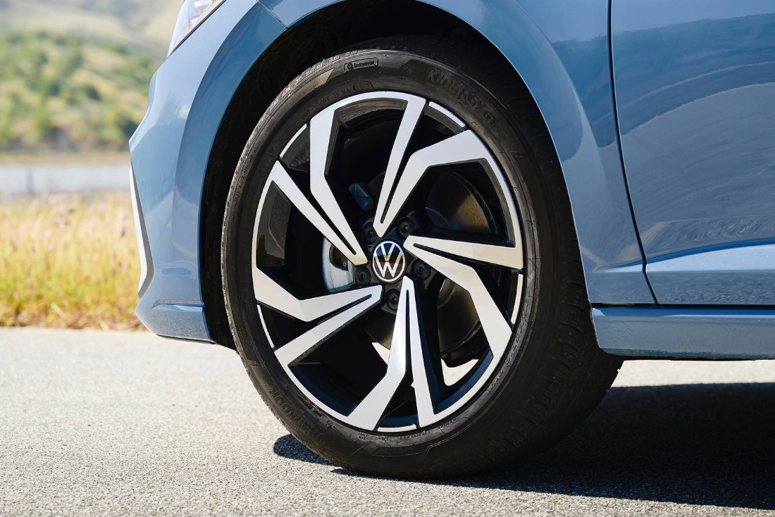 2025 Volkswagen Jetta Wheels