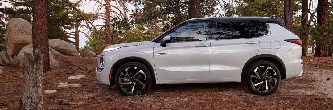 2025 Mitsubishi Outlander PHEV for Sale near Waterville, ME