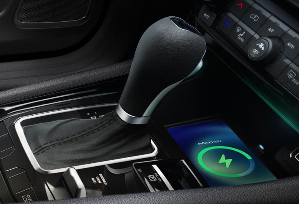 2025 Compass Wireless Charger