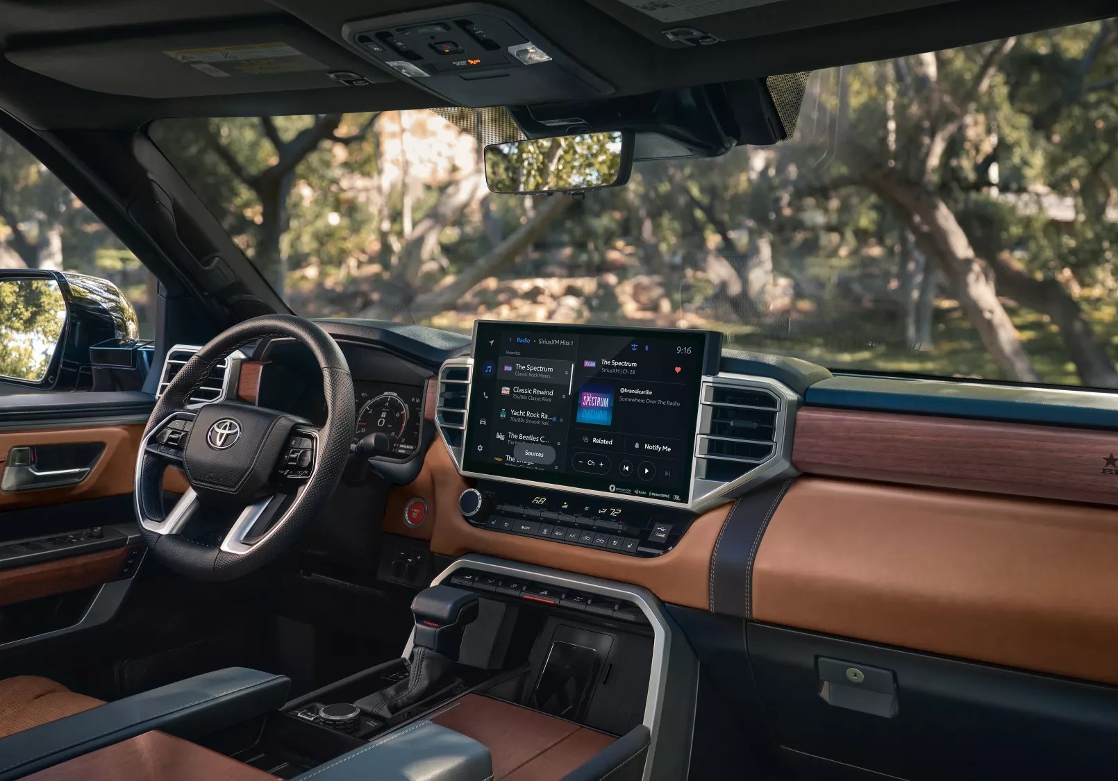 2025 Tundra Dashboard