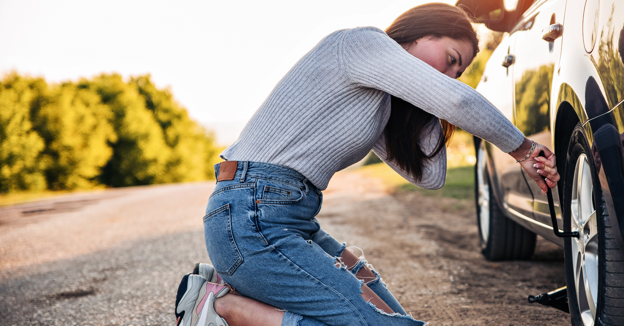 How to Change a Flat Tire near Alexandria, VA