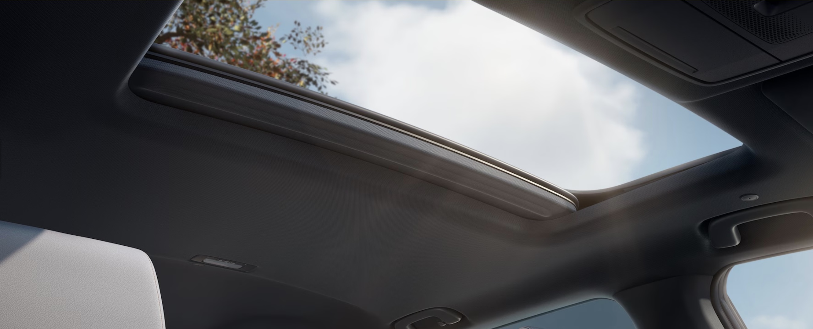 2025 Honda CR-V Hybrid Power Moonroof