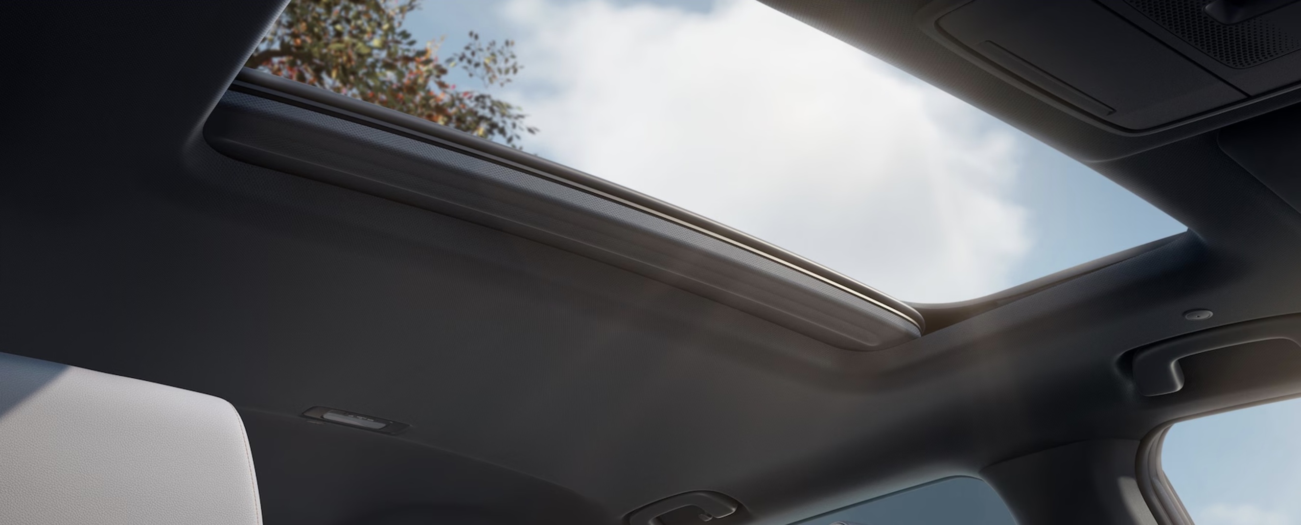 2025 Honda CR-V Hybrid Power Moonroof