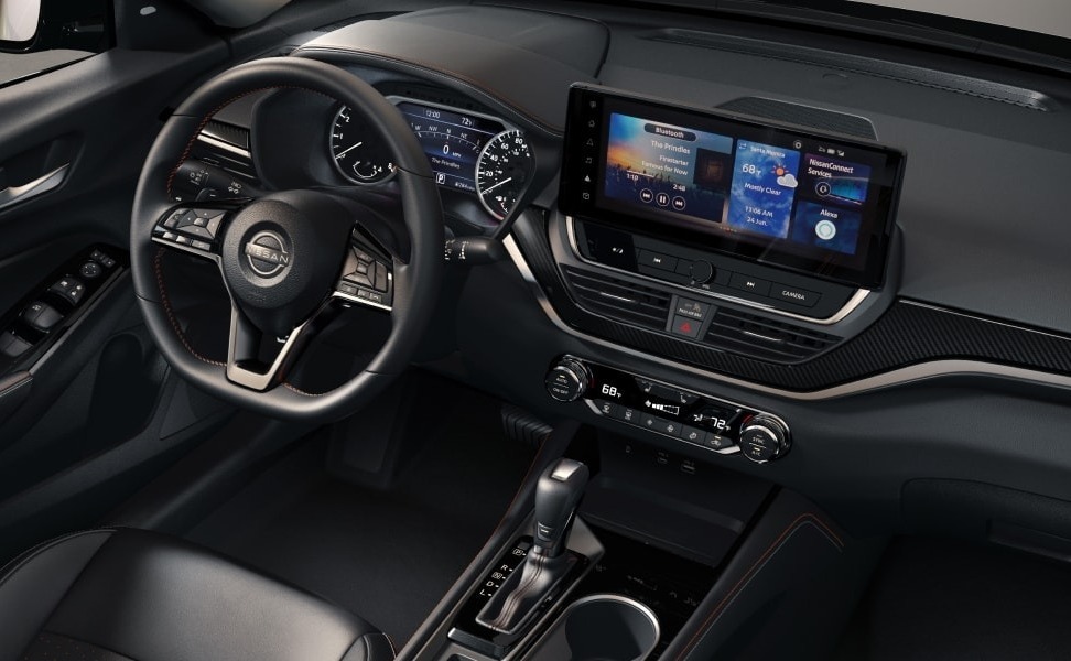 2025 Altima SL Dashboard