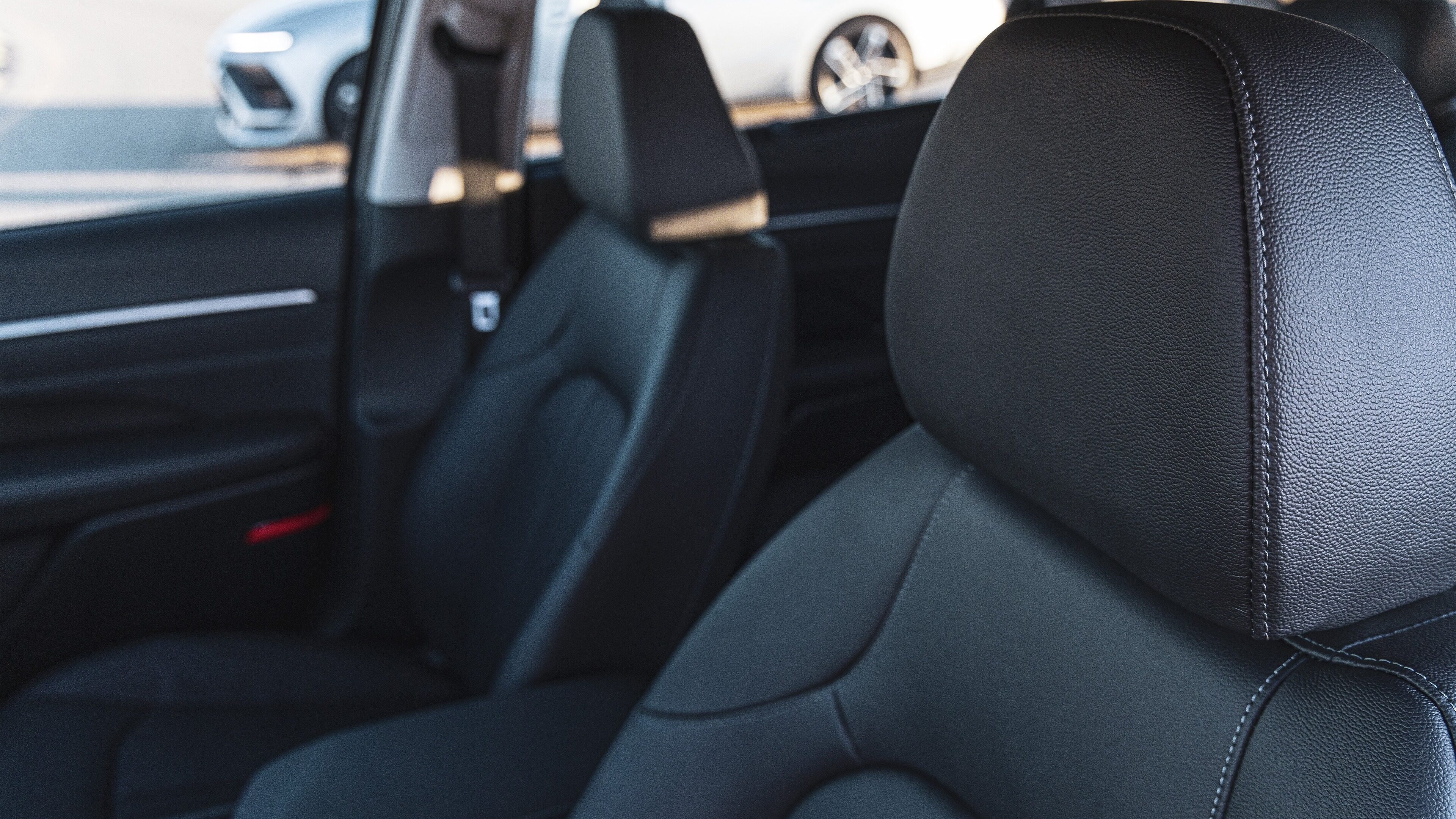 2025 Hyundai SONATA Leather Seats