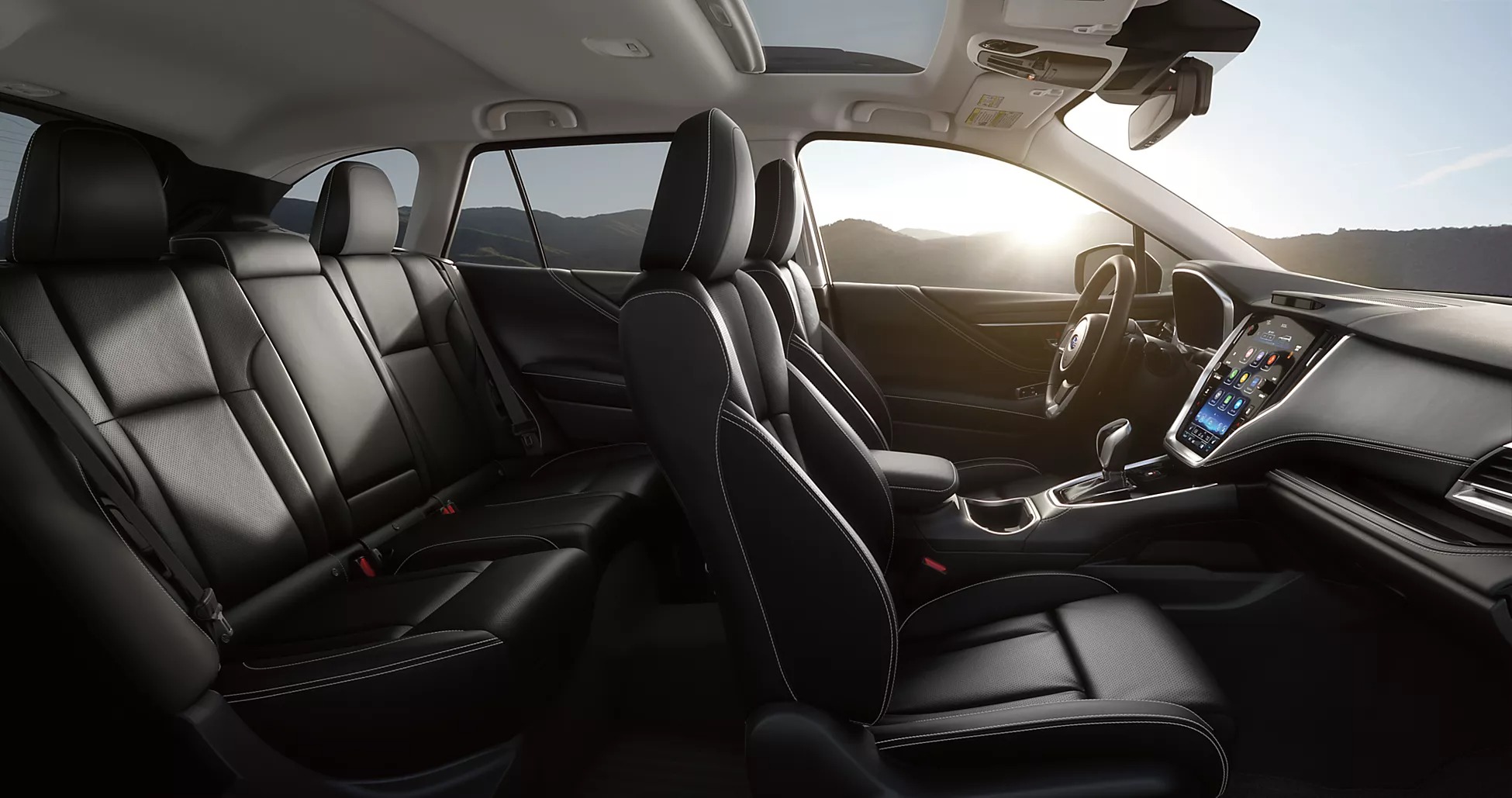 2025 Mitsubishi Outlander Front and Rear Seats