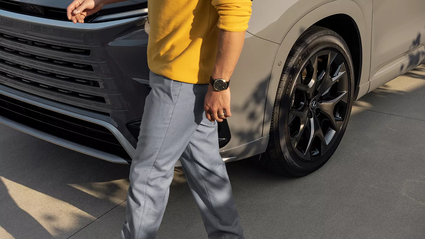 2025 Lexus TX 350 Wheel 