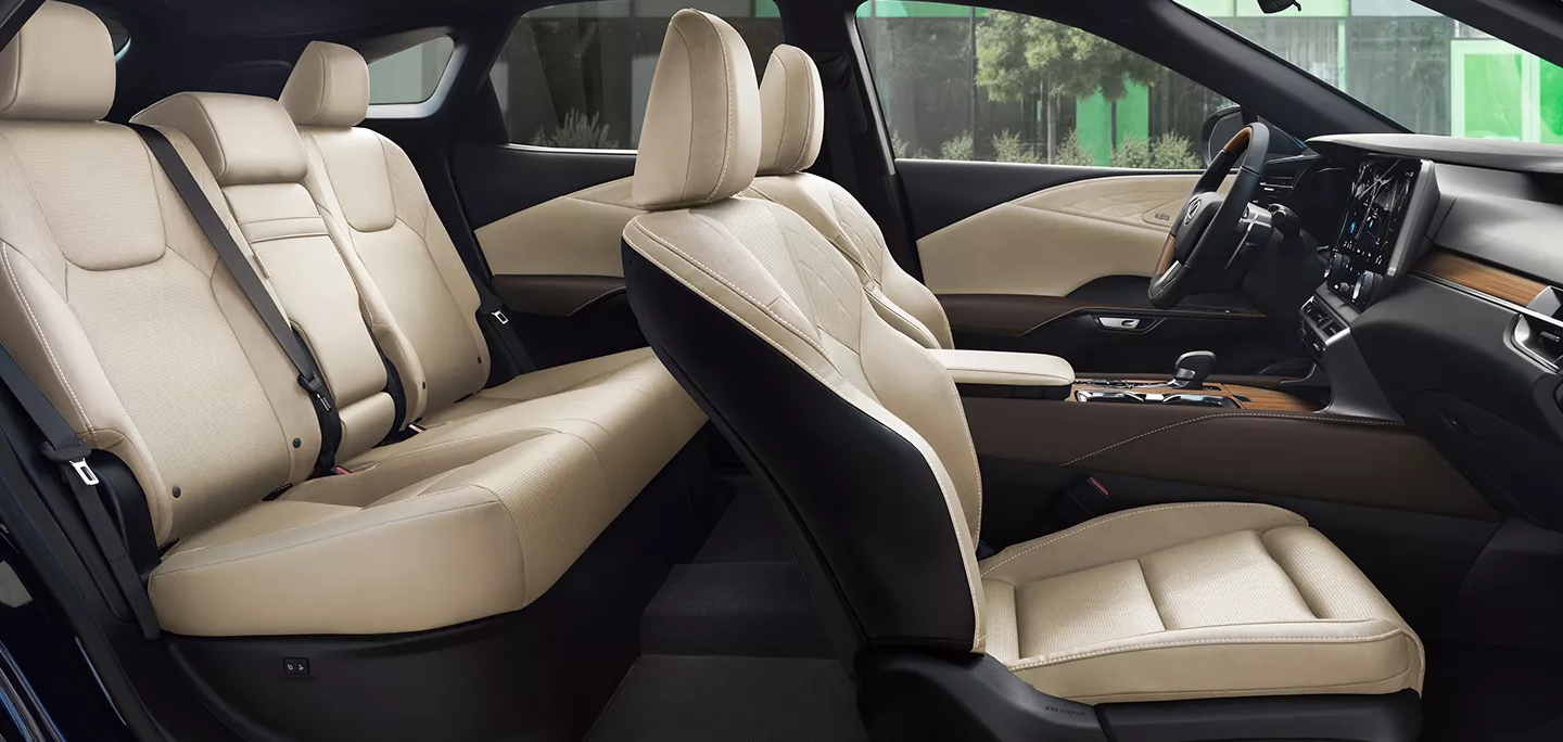 2025 Lexus RX 350h Full Seating Arrangement