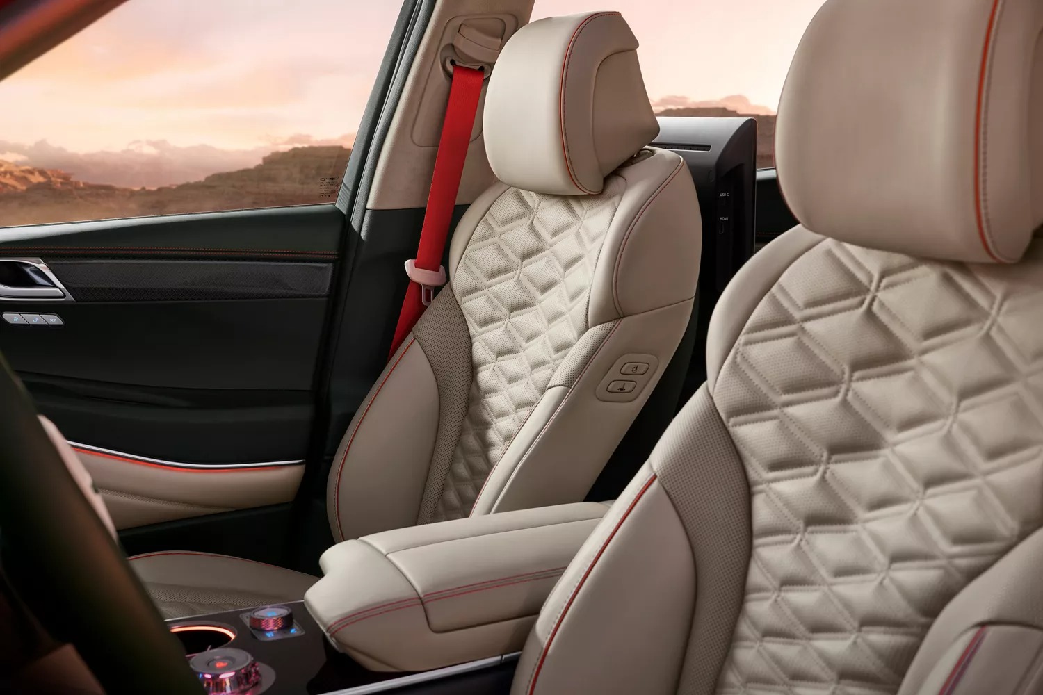 2025 Genesis GV80 Coupe Seats