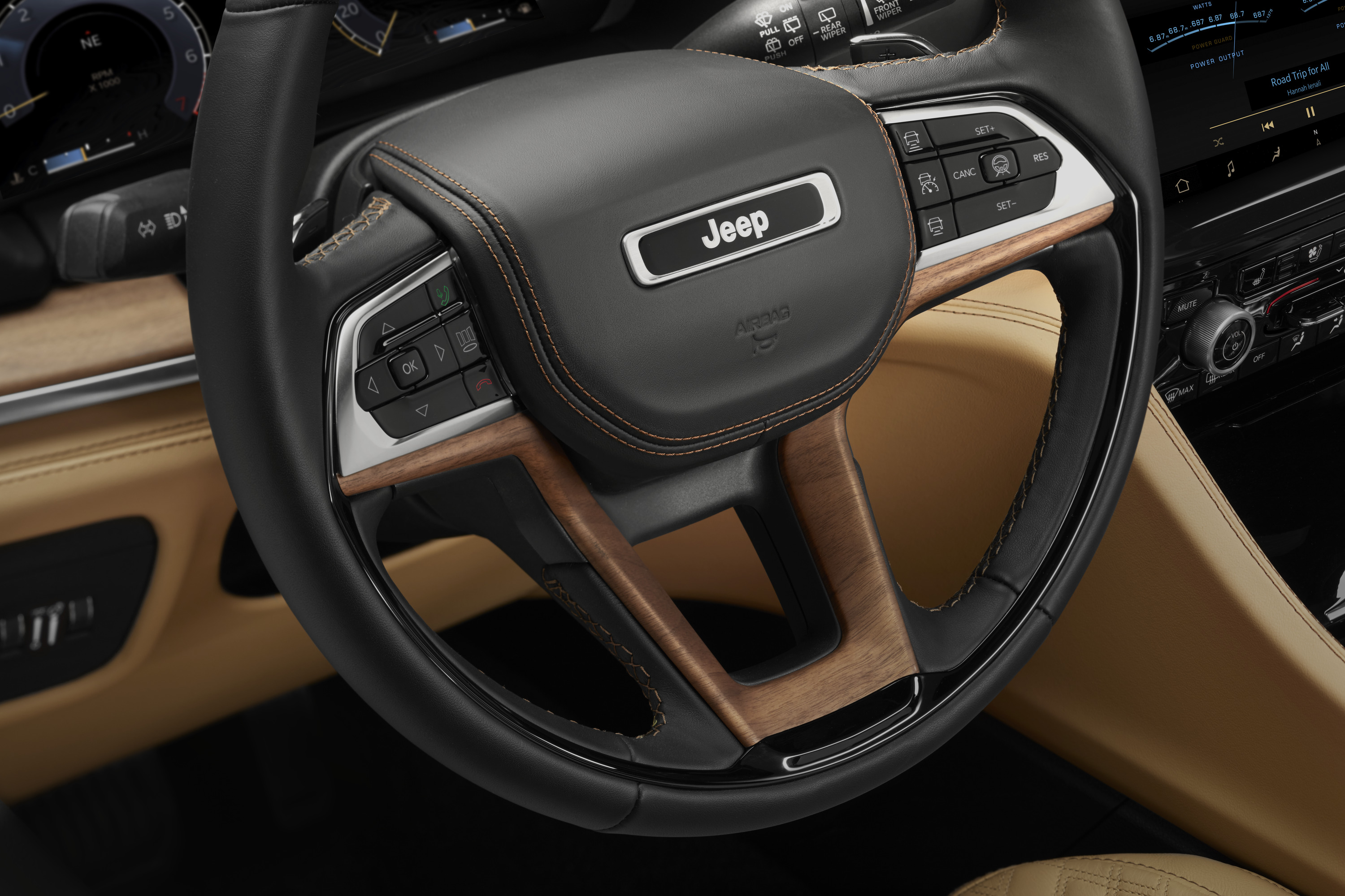 2025 Jeep Grand Cherokee L Steering Wheel