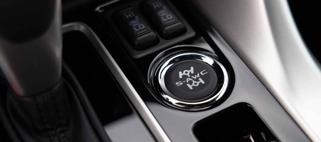 2025 Mitsubishi Eclipse Cross Gear Shifter