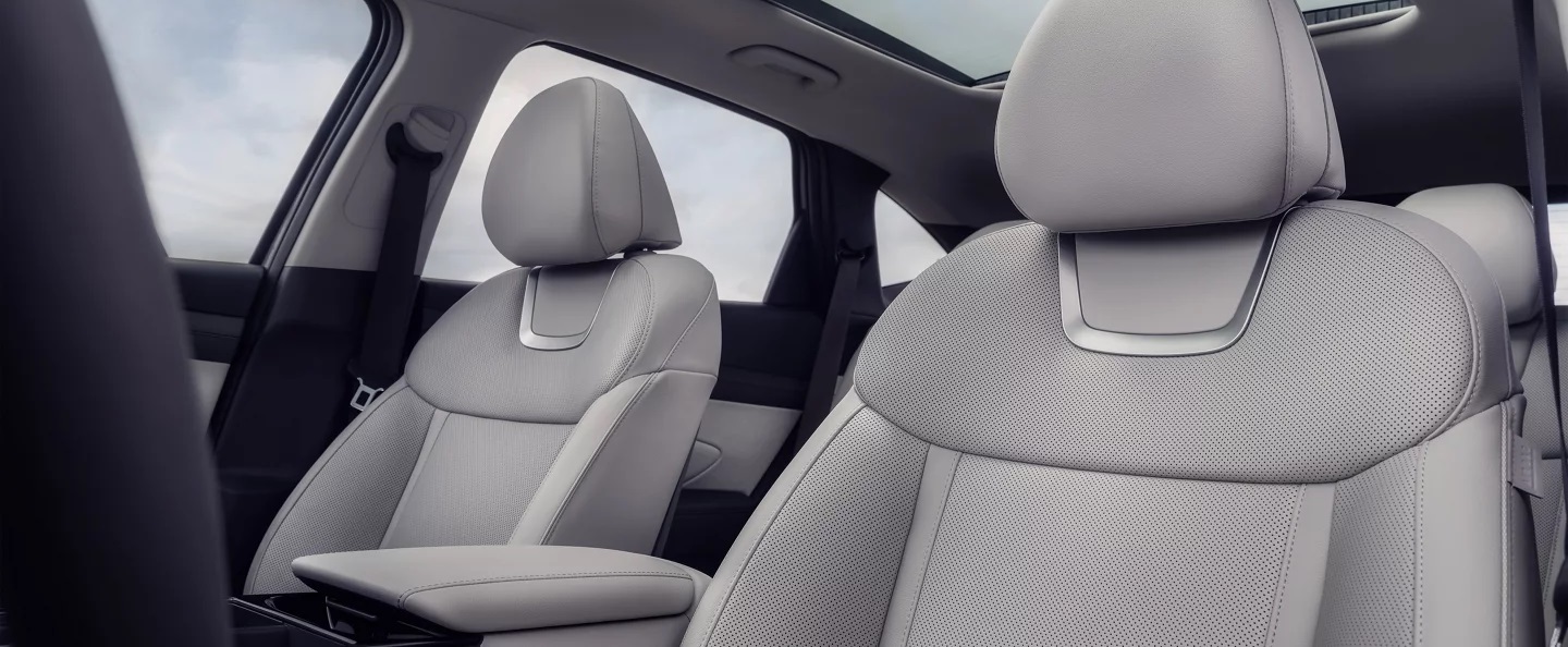 2025 Hyundai TUCSON Seating