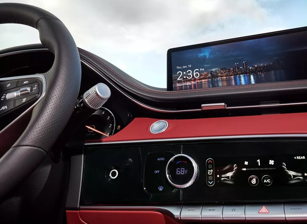 2025 GV70 2.5T Sport Prestige Touchscreen