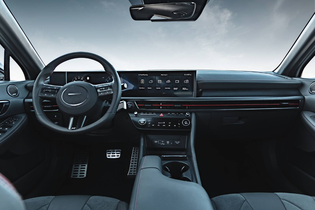 2025 Hyundai SONATA Dashboard