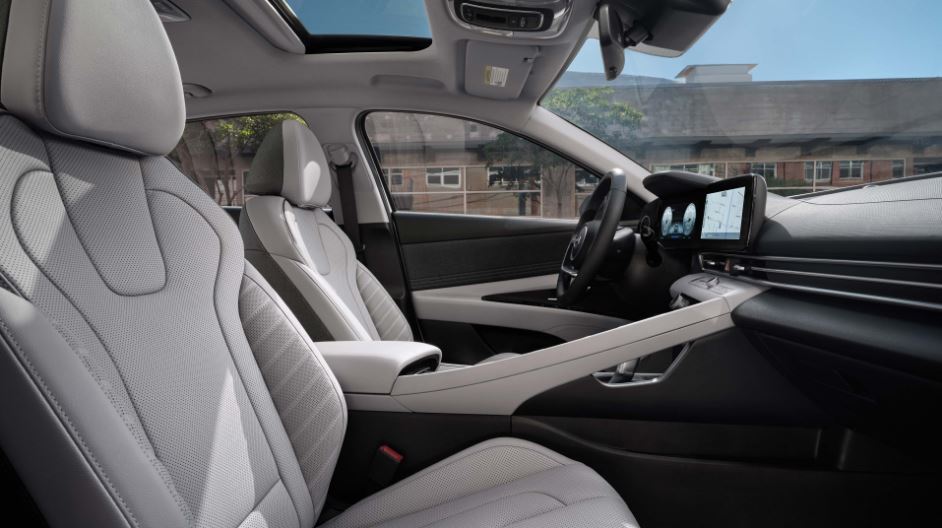 2025 Hyundai ELANTRA Front Seats