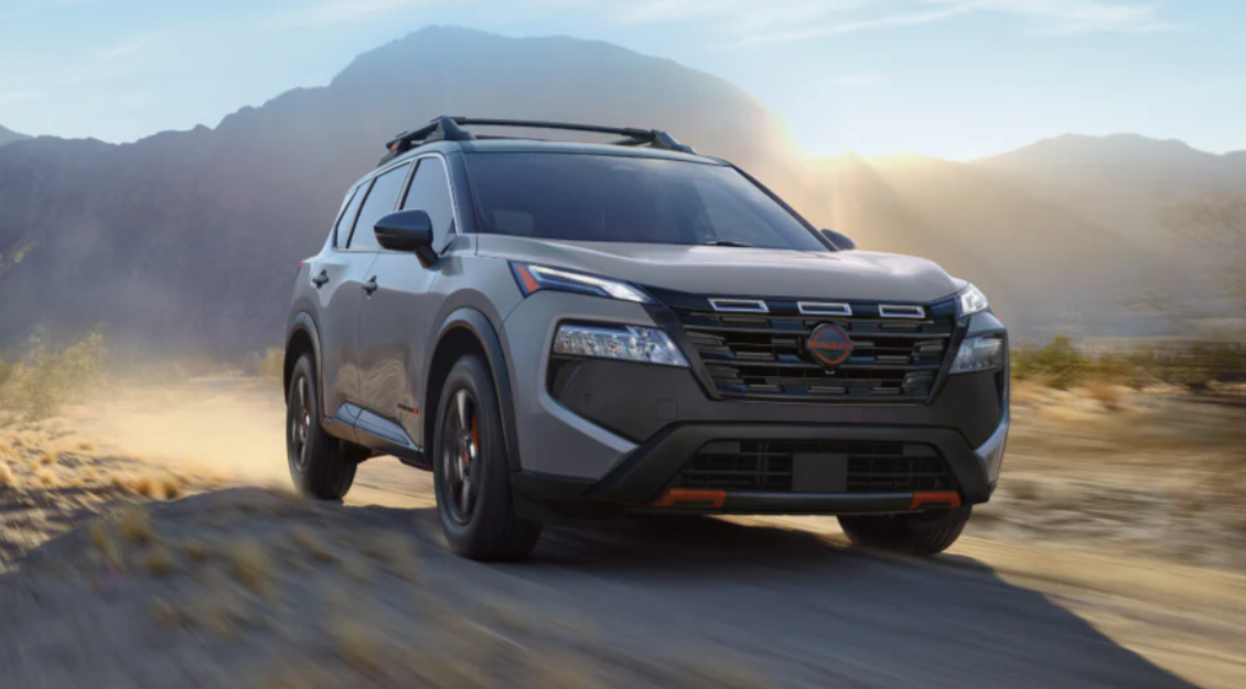 2025 Nissan Rogue vs 2025 Mitsubishi Eclipse Cross in Fredericksburg, VA