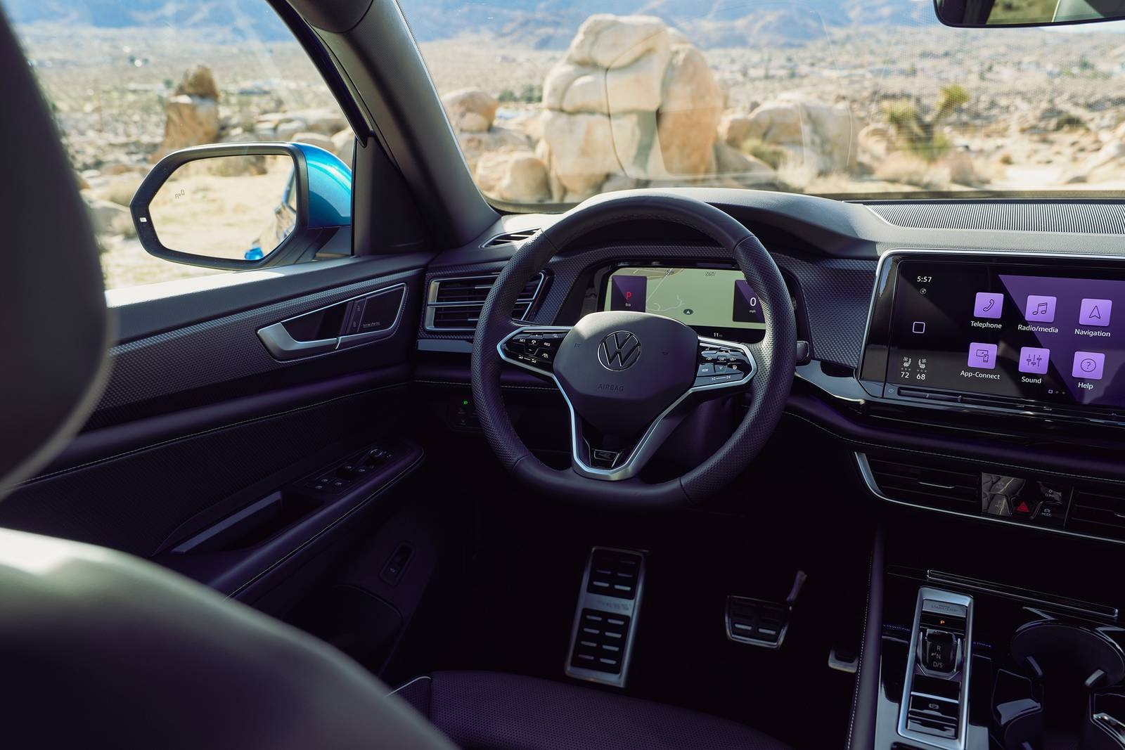 2025 Volkswagen Atlas Cross Sport Dashboard
