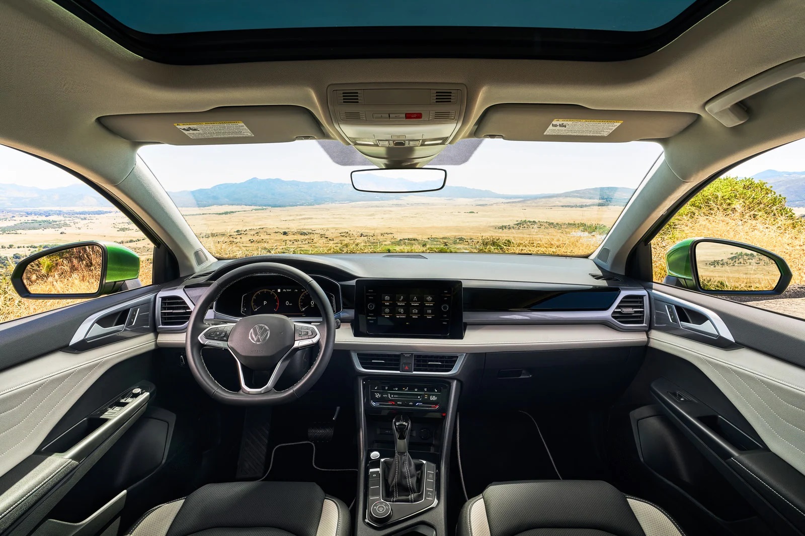 2025 Volkswagen Taos Dashboard