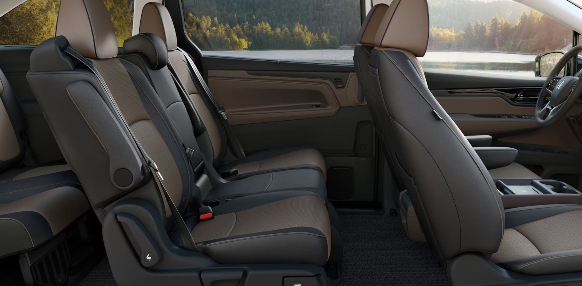 2025 Honda Odyssey Seating