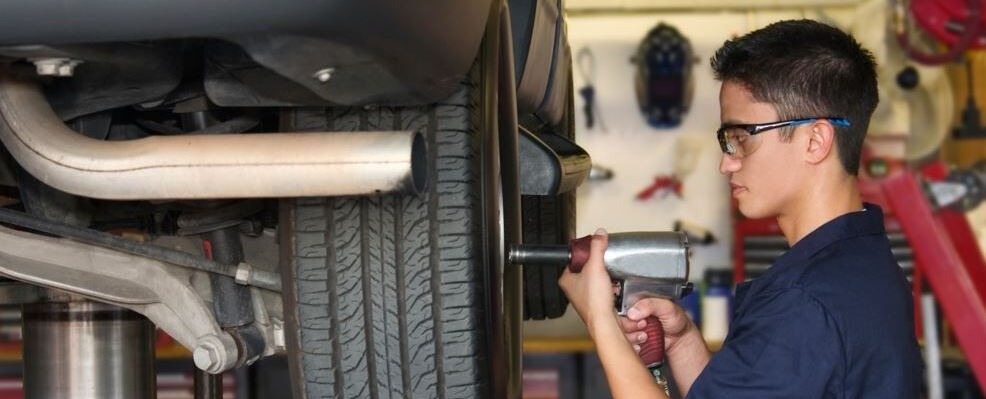 Brake Test and Replacement near Helotes, TX