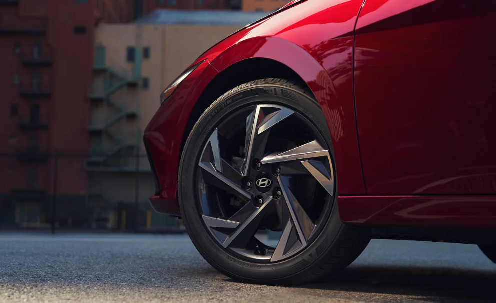 2025 ELANTRA Wheel