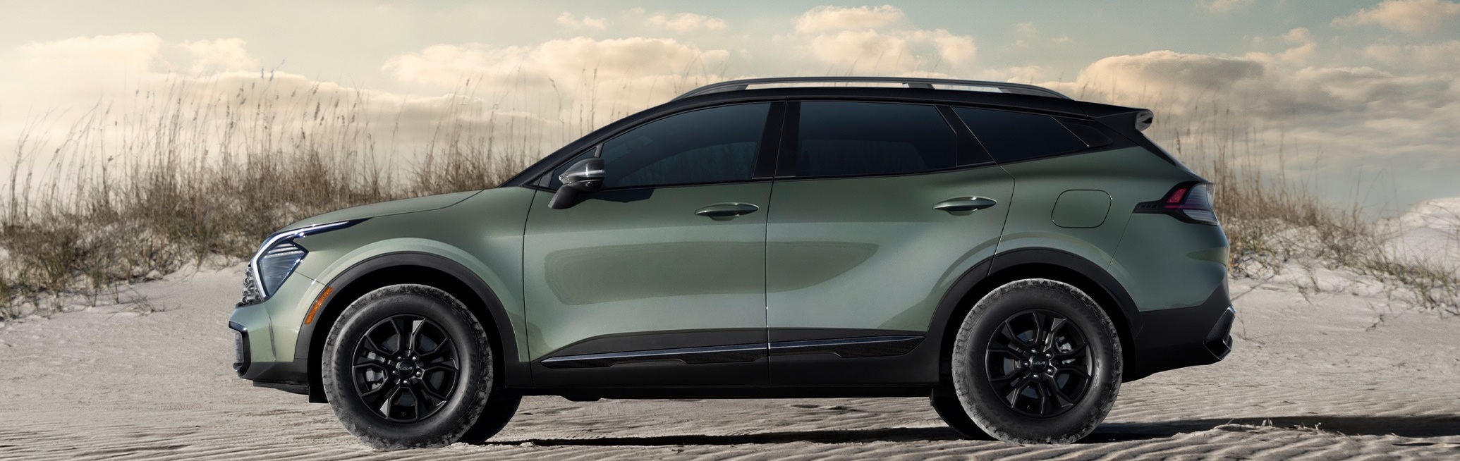 2025 Kia Sportage EX Overview near Floresville, TX