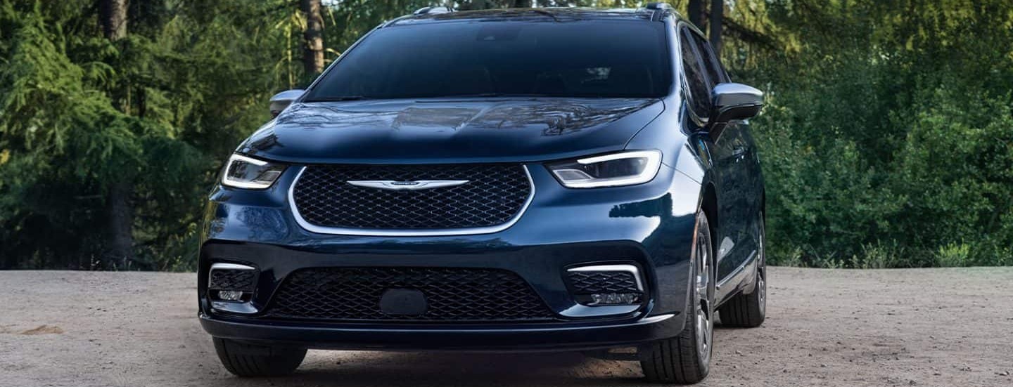 2025 Chrysler Pacifica Plug-In Hybrid for Sale near Aurora, IL