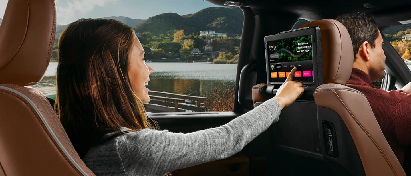 2025 Chrysler Pacifica Plug-In Hybrid Rear Entertainment System