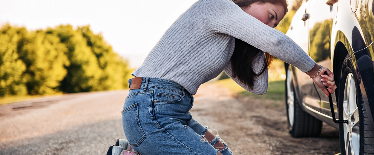 How To Change a Flat Tire in Southampton, NY
