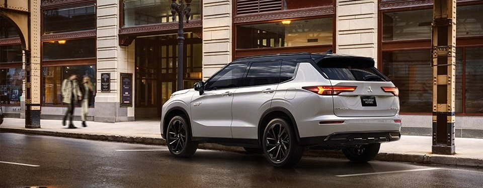 2025 Mitsubishi Outlander PHEV Lease in Skowhegan, ME