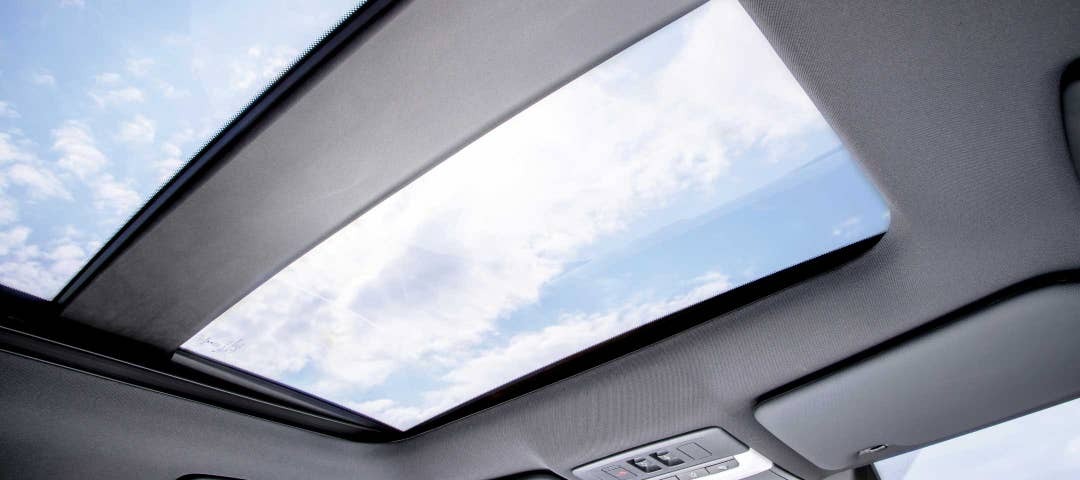 2025 Mitsubishi Outlander PHEV Moonroof