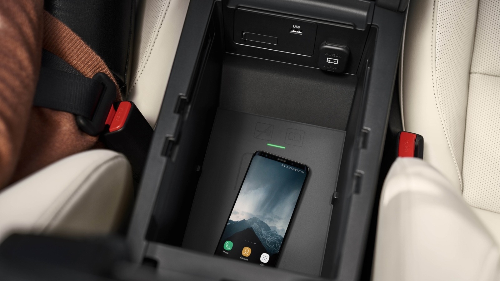 2025 MAZDA3 Sedan Center Console