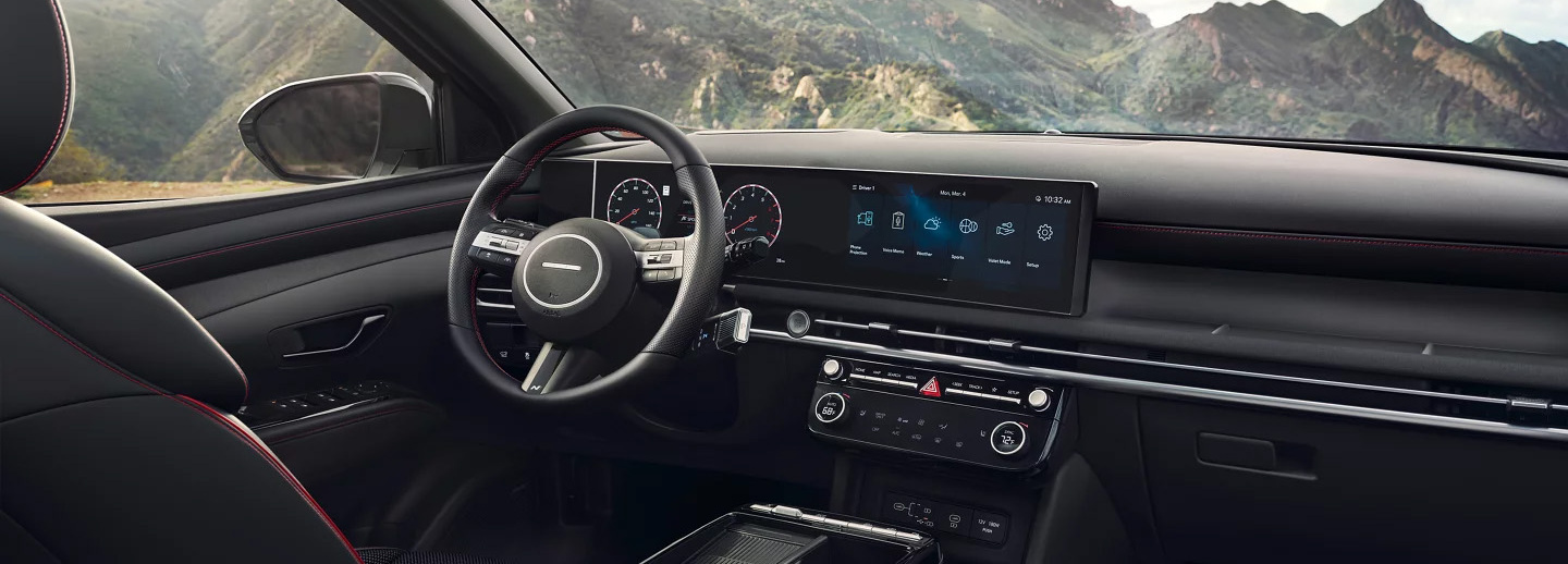 2025 Hyundai TUCSON Hybrid Dashboard