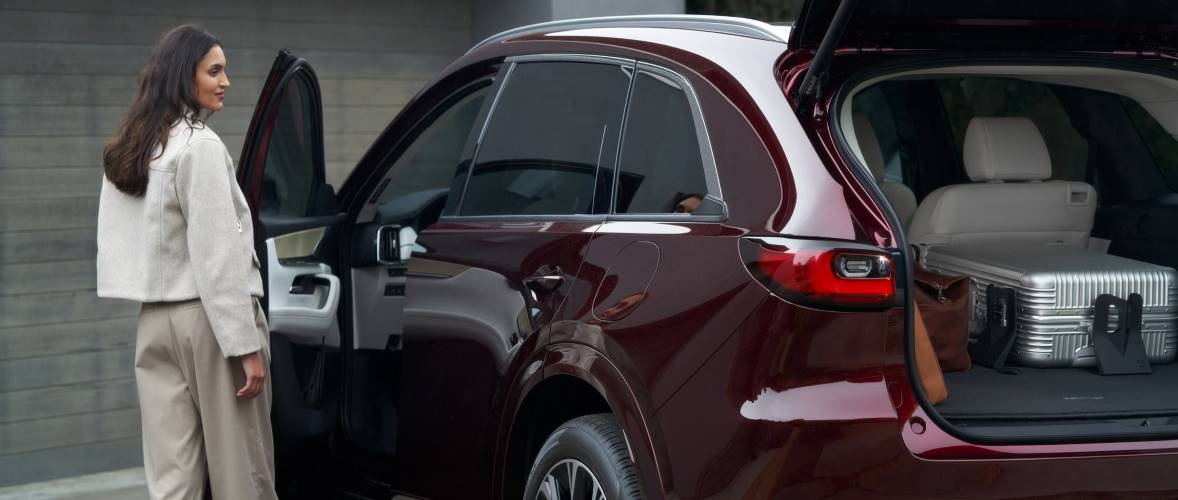2025 MAZDA CX-90 Rear Cargo Space