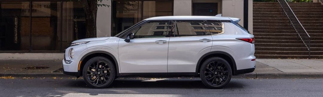 2024 Mitsubishi Outlander for Sale near Charlton, MA