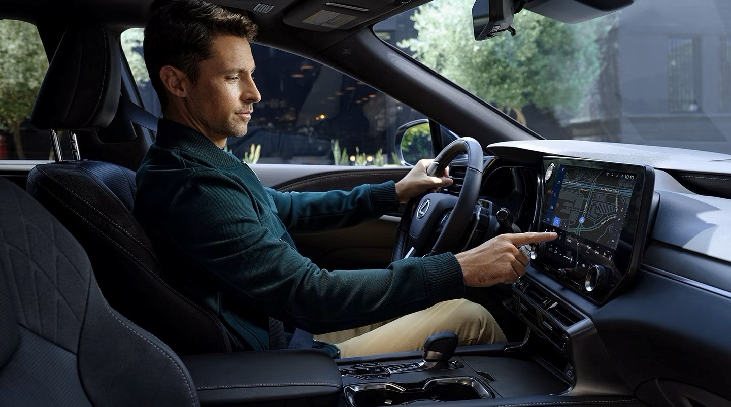 2025 Lexus RX 350 Front Seat