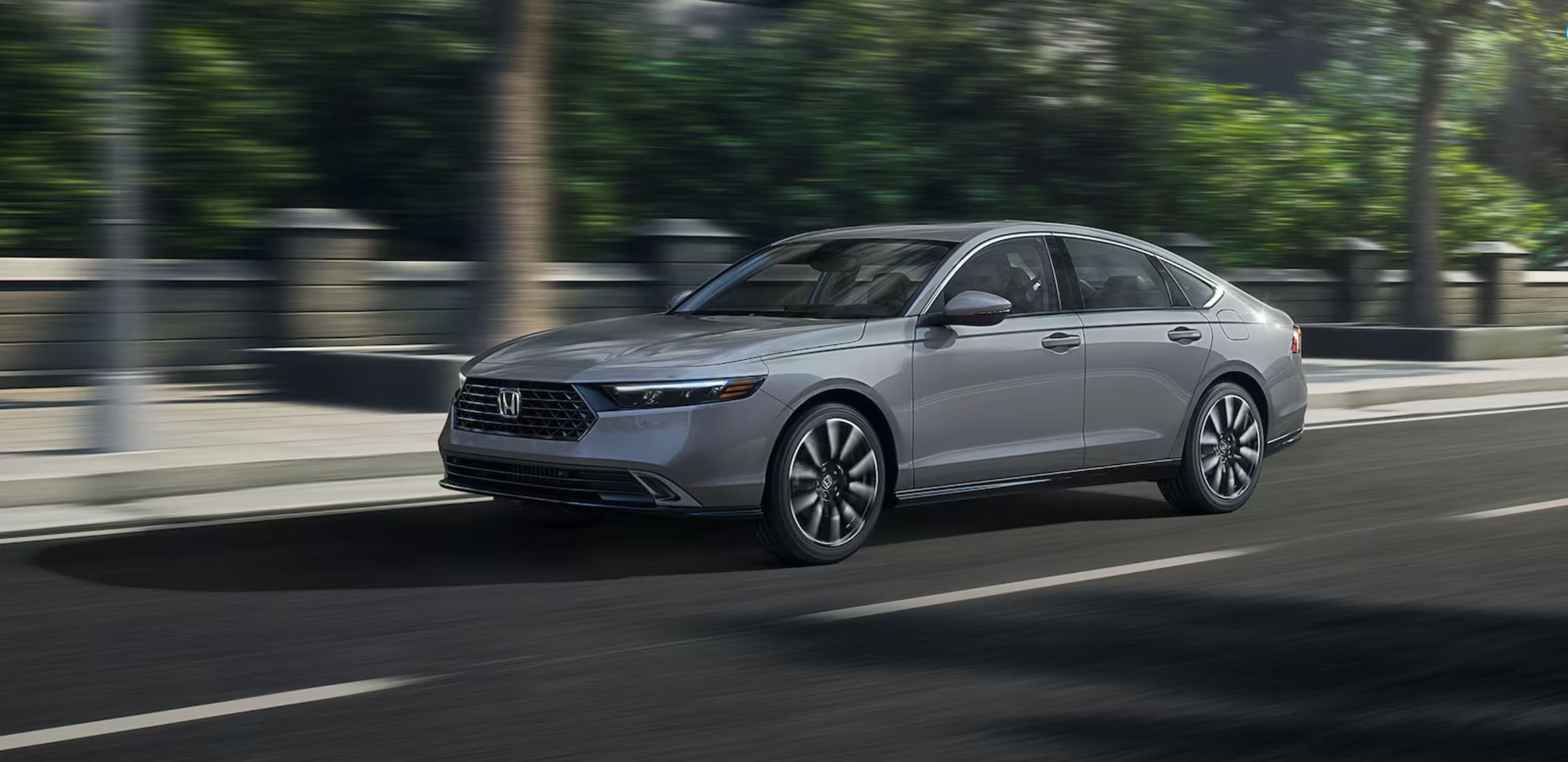 2025 Honda Accord Hybrid vs 2025 Hyundai SONATA Hybrid near Woodbridge, VA