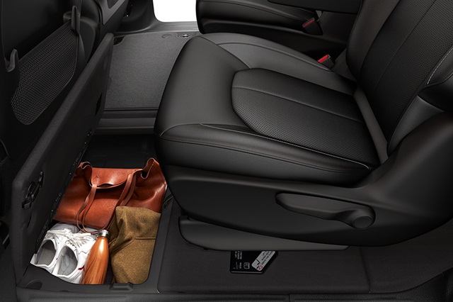 2025 Chrysler Grand Caravan Interior