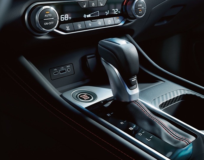 2025 Sentra Driving Controls