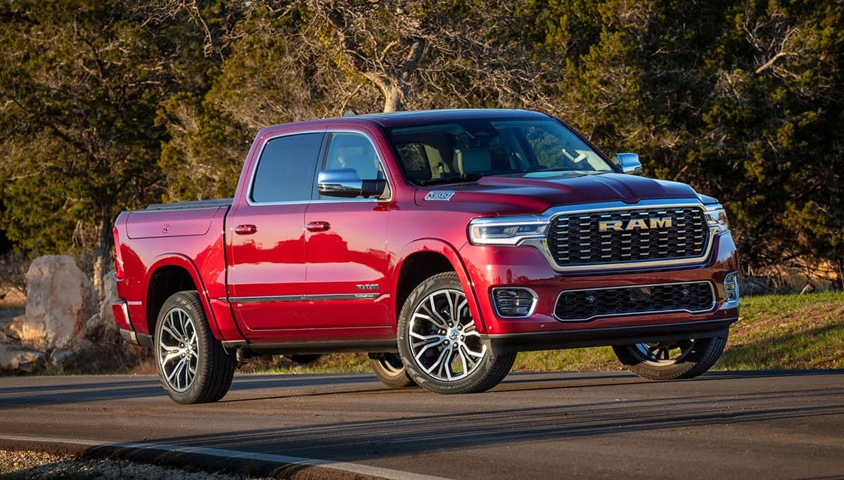 2025 Ram 1500 vs 2025 Ford F-150 Comparison near Thurmont, MD