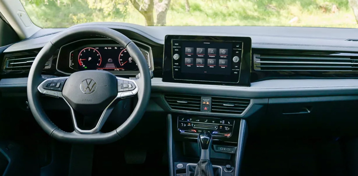 2025 Volkswagen Jetta Front Seat