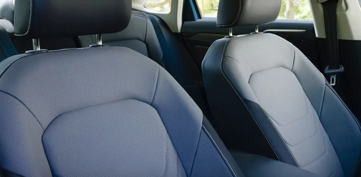 2025 Volkswagen Jetta Seating