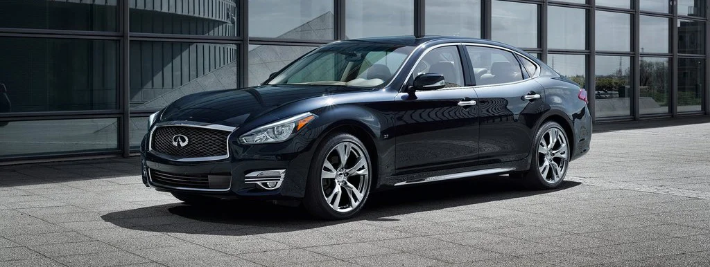 INFINITI Q70L