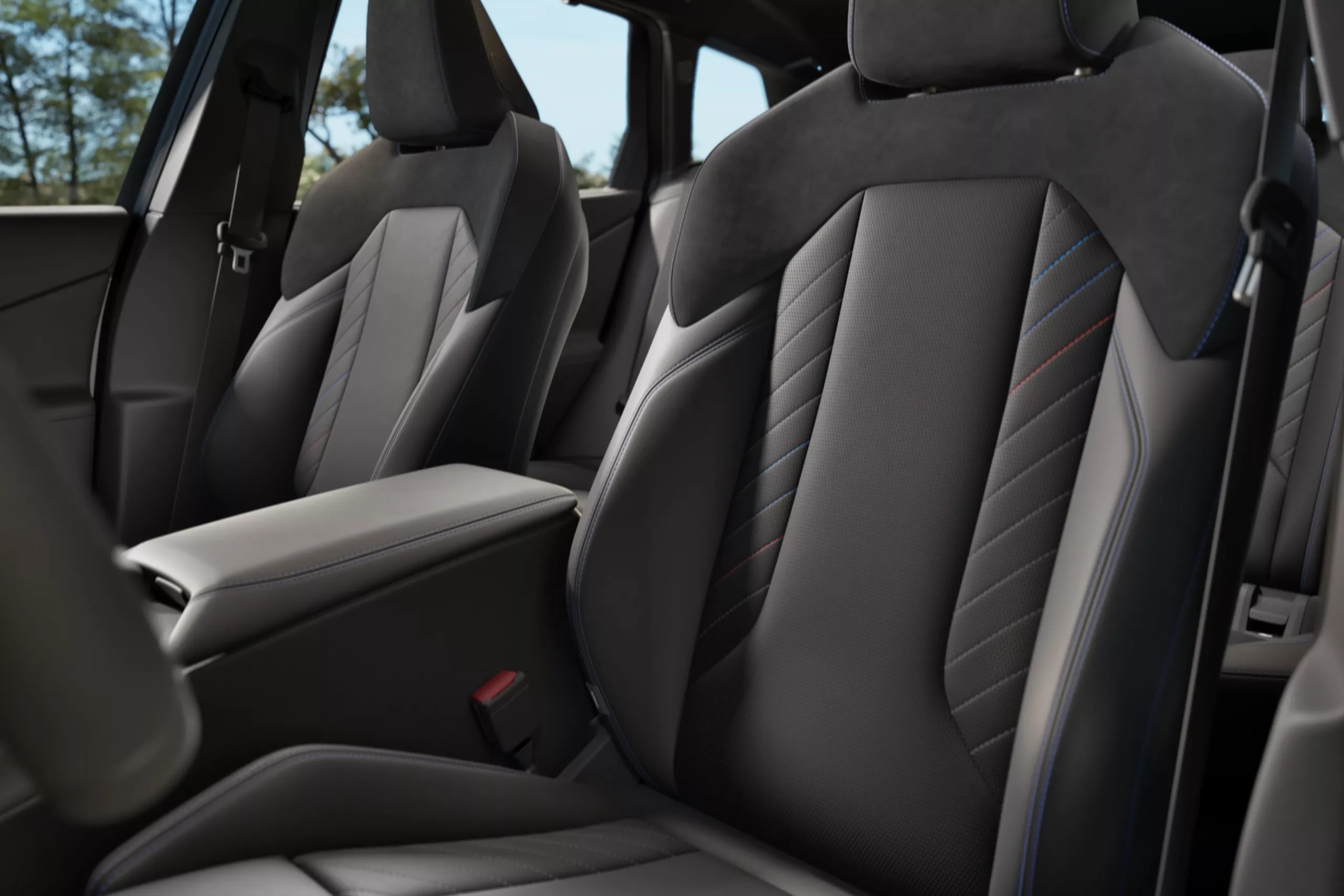 2025 BMW X3 Front Seating