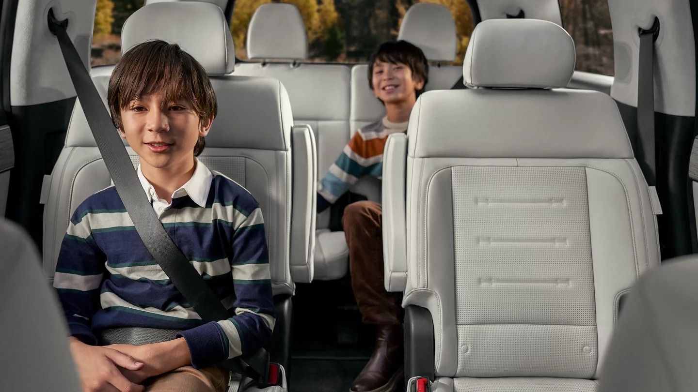 2025 Hyundai SANTA FE Rear Seats