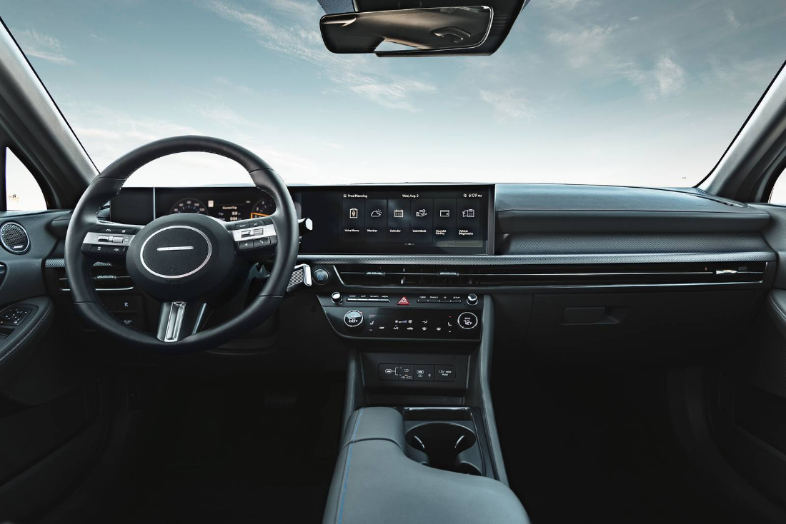2025 Hyundai SONATA Dashboard